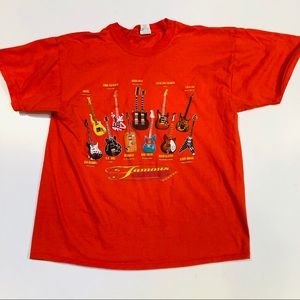 American Traditions. Men’s T shirt.   Sz 2XG  2TG.   Famous Guitars
